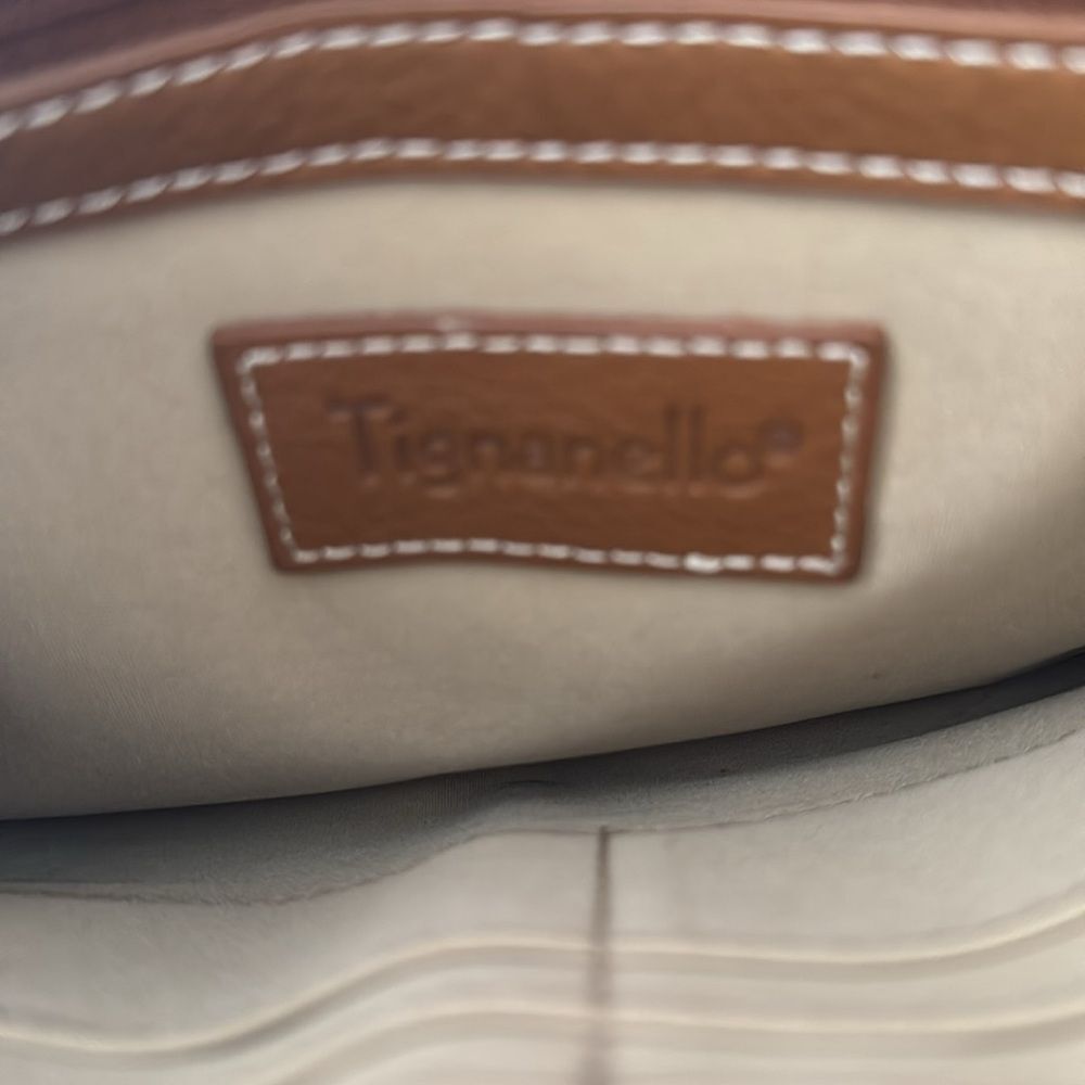 Tignanello Genuine Brown Leather Crossbody Travel Casual Shoulder Bag Versatile - Picture 13 of 13